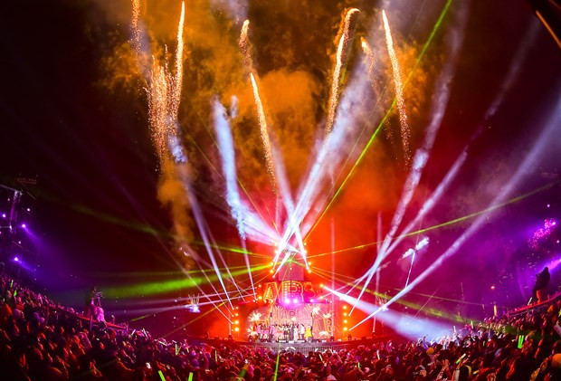 Celebran en Vietnam la llegada de 2021 con alegría y esperanza ảnh 1 Celebran en Vietnam la llegada de 2021 con alegría y esperanza ảnh 1