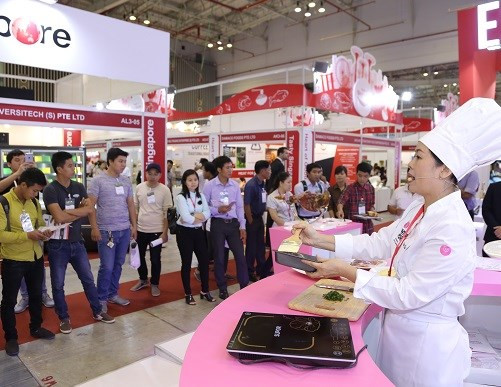 Inauguran en Hanoi exposición internacional sobre servicios alimentario y hotelero ảnh 1 Inauguran en Hanoi exposición internacional sobre servicios alimentario y hotelero ảnh 1