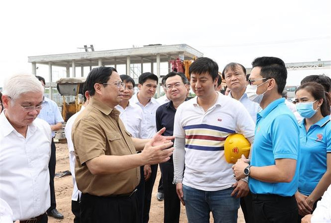 Premier insta a Binh Duong a acelerar proyectos clave de infraestructura ảnh 1 Premier insta a Binh Duong a acelerar proyectos clave de infraestructura ảnh 1