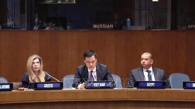 Vietnam coorganiza un simposio sobre el 40 aniversario de la firma de la UNCLOS de 1982 ảnh 1 Vietnam coorganiza un simposio sobre el 40 aniversario de la firma de la UNCLOS de 1982 ảnh 1