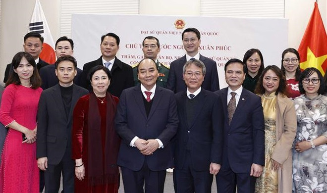 Presidente vietnamita se reúne con comunidad vietnamita en Corea del Sur ảnh 1 Presidente vietnamita se reúne con comunidad vietnamita en Corea del Sur ảnh 1