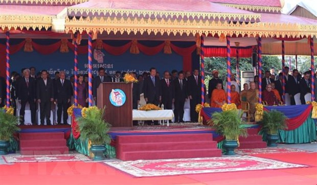 Festejan en Camboya victoria sobre régimen genocida de Pol Pot ảnh 1