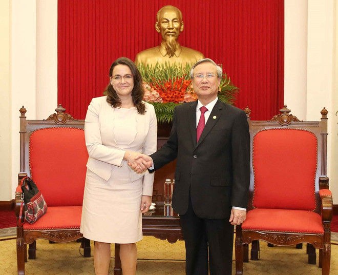 Partidos de Vietnam y Hungría aspiran a una mayor cooperación ảnh 1 Partidos de Vietnam y Hungría aspiran a una mayor cooperación ảnh 1