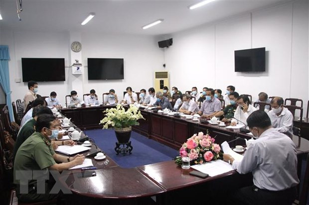 Provincia survietnamita rastrea contactos cercanos de paciente de COVID-19 ảnh 1