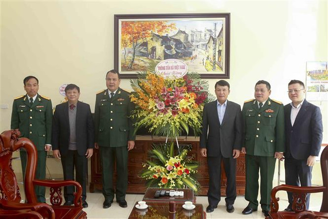 VNA y División militar promueven relación de hermandad ảnh 1 VNA y División militar promueven relación de hermandad ảnh 1