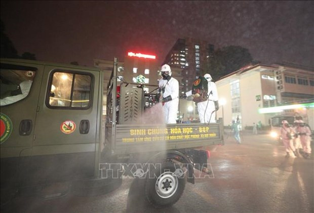 Vietnam lidera esfuerzos de ASEAN en lucha contra el COVID-19 ảnh 1