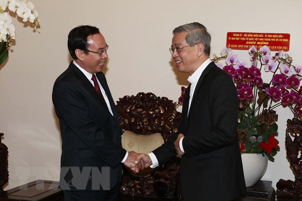 Felicitan a comunidad católica en Ciudad Ho Chi Minh por Navidad ảnh 1 Felicitan a comunidad católica en Ciudad Ho Chi Minh por Navidad ảnh 1