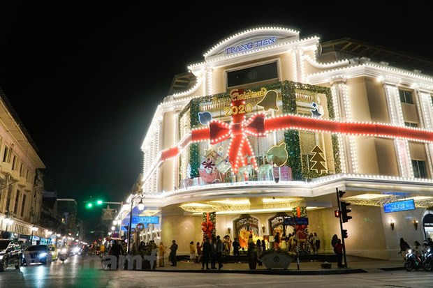 Ambiente navideño se apodera de las localidades de Vietnam ảnh 1 Ambiente navideño se apodera de las localidades de Vietnam ảnh 1