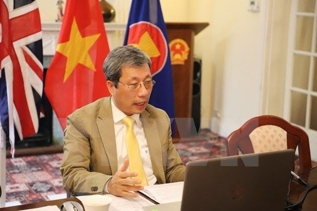 Fundan la sociedad de intelectuales vietnamitas en Reino Unido ảnh 1 Fundan la sociedad de intelectuales vietnamitas en Reino Unido ảnh 1
