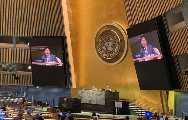 Éxitos diplomáticos consolidan postura de Vietnam en arena internacional ảnh 4 Éxitos diplomáticos consolidan postura de Vietnam en arena internacional ảnh 4