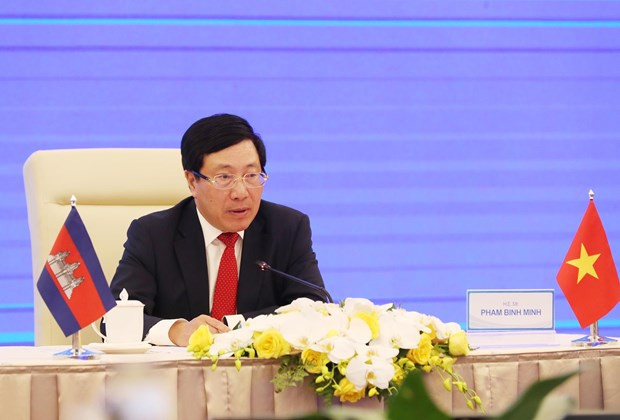 Vietnam y Camboya efectúan reunión 18 del comité mixto sobre cooperación bilateral ảnh 1 Vietnam y Camboya efectúan reunión 18 del comité mixto sobre cooperación bilateral ảnh 1