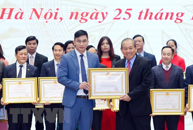 Insta premier de Vietnam a Oficina del Gobierno a mejorar función consultiva ảnh 2 Insta premier de Vietnam a Oficina del Gobierno a mejorar función consultiva ảnh 2