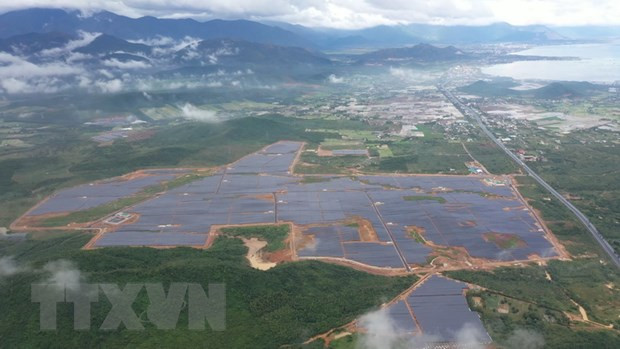 Inauguran nueva planta de energía solar en provincia vietnamita ảnh 1 Inauguran nueva planta de energía solar en provincia vietnamita ảnh 1