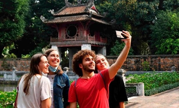 Vietnam podría recibir hasta 10 millones de turistas extranjeros en 2023 ảnh 1 Vietnam podría recibir hasta 10 millones de turistas extranjeros en 2023 ảnh 1