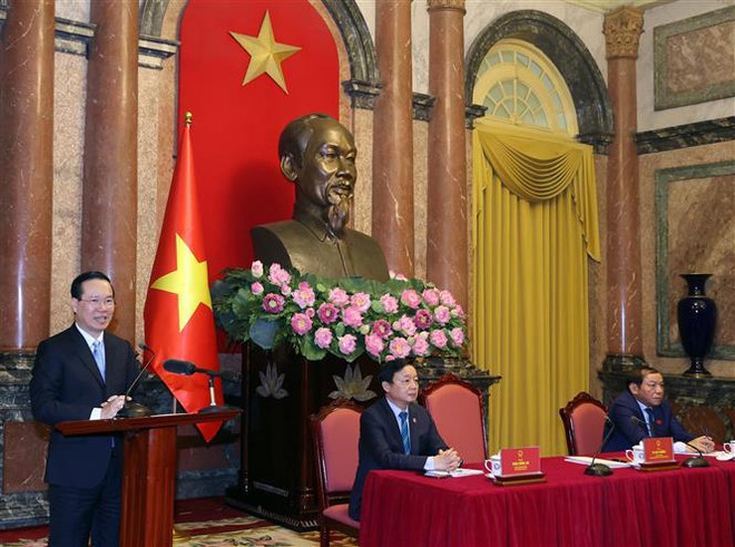 Presidente vietnamita se reúne con atletas destacados en SEA Games 32 ảnh 2 Presidente vietnamita se reúne con atletas destacados en SEA Games 32 ảnh 2