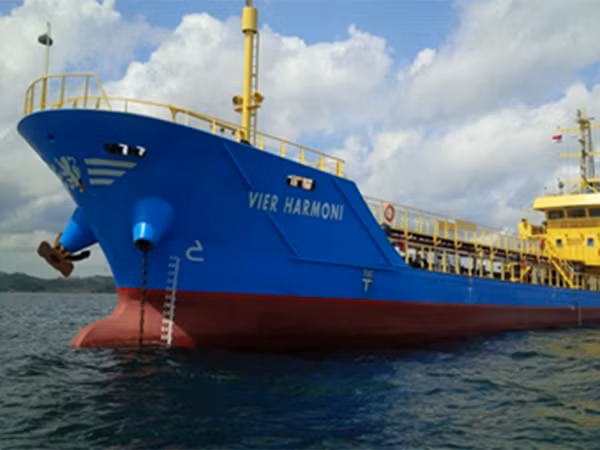 Encuentran petrolero desaparecido tras partida del puerto de Malasia ảnh 1