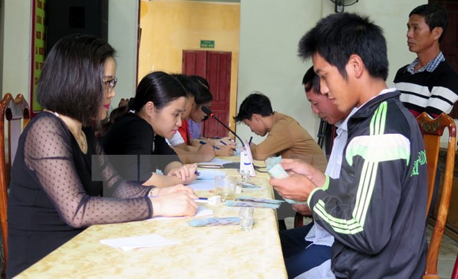 Hogares en provincia de Vietnam reciben compensación por incidente ambiental ảnh 1 Hogares en provincia de Vietnam reciben compensación por incidente ambiental ảnh 1