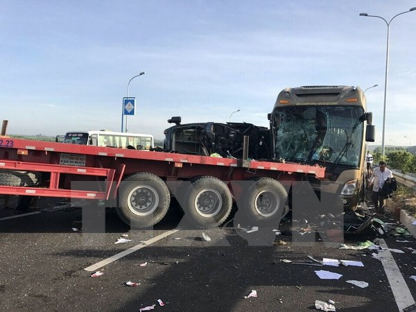 Vicepremier instó a elevar responsabilidad en garantía de seguridad vial ảnh 1 Vicepremier instó a elevar responsabilidad en garantía de seguridad vial ảnh 1