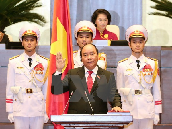 Líderes de Laos y China felicitan a nuevo primer ministro de Vietnam ảnh 1 Líderes de Laos y China felicitan a nuevo primer ministro de Vietnam ảnh 1