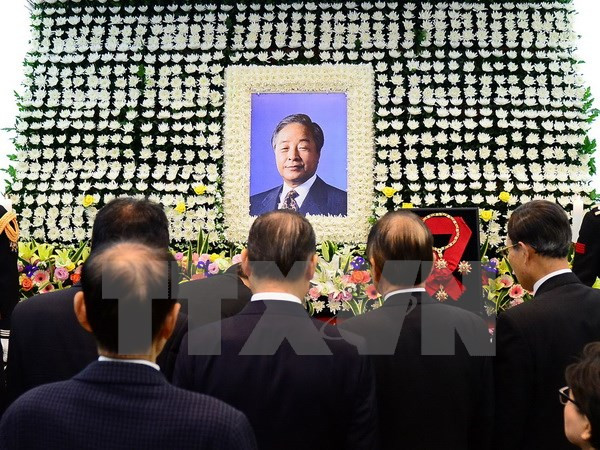 Vietnam envía pésame a Sudcorea por deceso del expresidente ảnh 1 Vietnam envía pésame a Sudcorea por deceso del expresidente ảnh 1