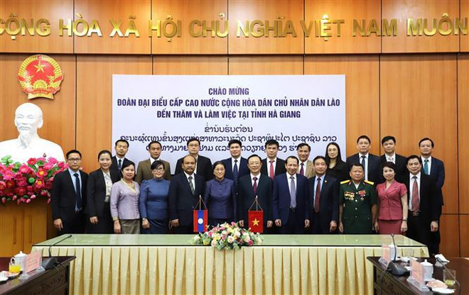 Aprecian posibilidad de aplicar en Laos experiencias de provincia vietnamita ảnh 1 Aprecian posibilidad de aplicar en Laos experiencias de provincia vietnamita ảnh 1