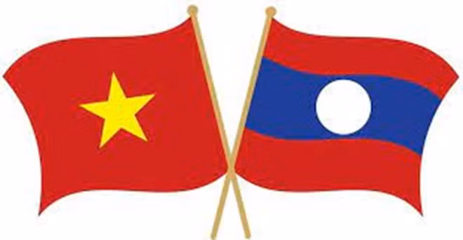 Felicita Laos al Comité Central del Partido Comunista de Vietnam por efeméride ảnh 1