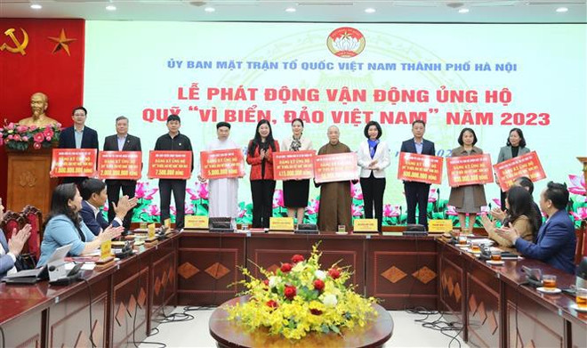 Hanoi: casi 1,4 millones de dólares movilizados por islas y mar de Vietnam ảnh 1