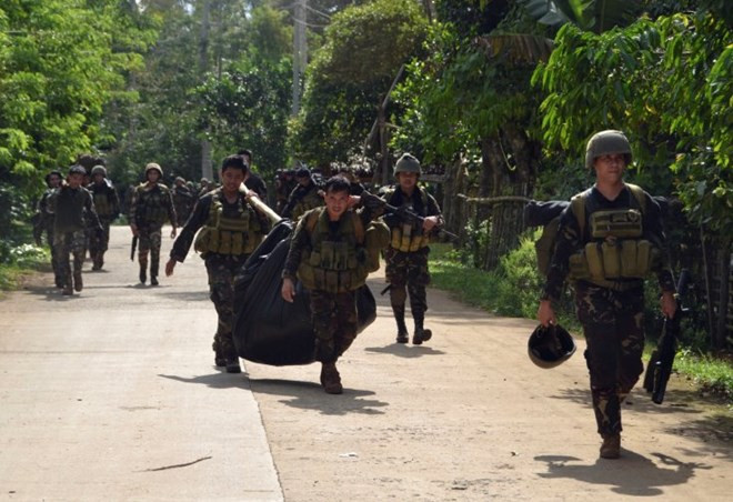 Ejército de Filipinas intensifica operaciones contra Abu Sayyaf ảnh 1 Ejército de Filipinas intensifica operaciones contra Abu Sayyaf ảnh 1