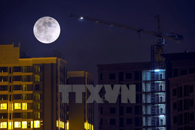 [Photo] Super luna más grande en 100 años en Hanoi ảnh 2