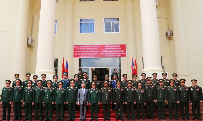 Resaltan colaboración en defensa entre Vietnam y Laos ảnh 1