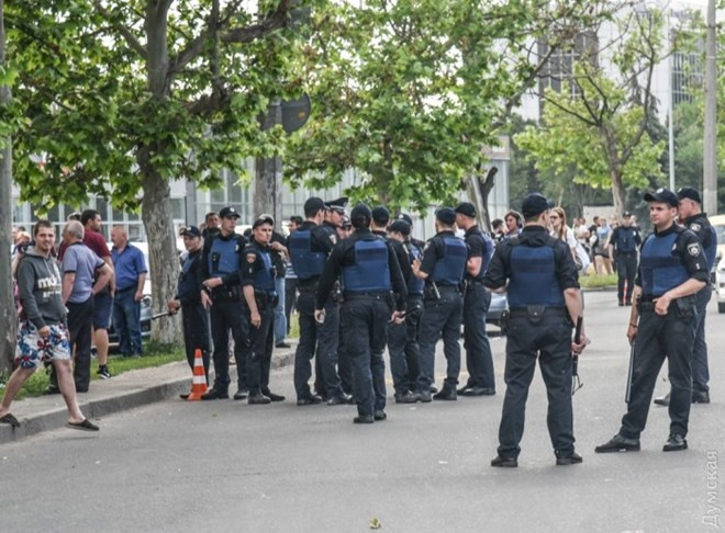 Exigen aclaración sobre cacheo de propiedades de vietnamitas en Ucrania ảnh 1