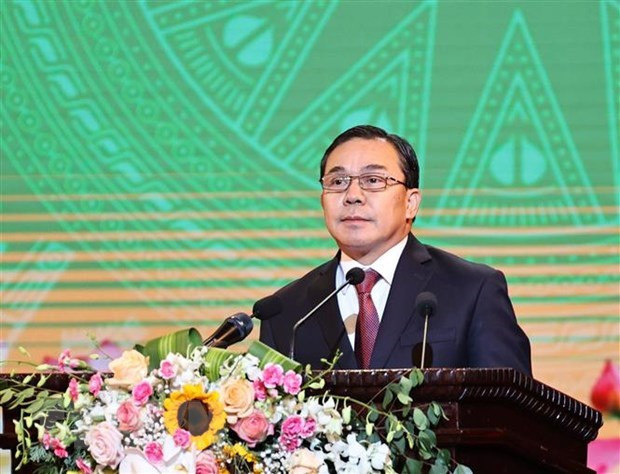 Embajador de Laos resalta papel y liderazgo del Partido Comunista de Vietnam ảnh 1 Embajador de Laos resalta papel y liderazgo del Partido Comunista de Vietnam ảnh 1