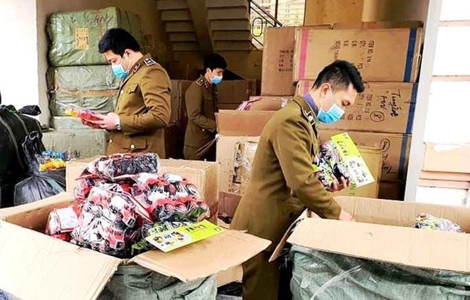 Provincias vietnamitas refuerzan lucha contra productos falsificados ảnh 1