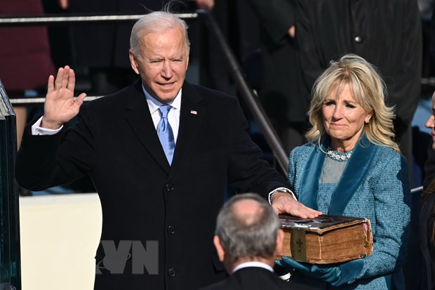 Vietnam envía felicitaciones al nuevo presidente de Estados Unidos ảnh 1 Vietnam envía felicitaciones al nuevo presidente de Estados Unidos ảnh 1