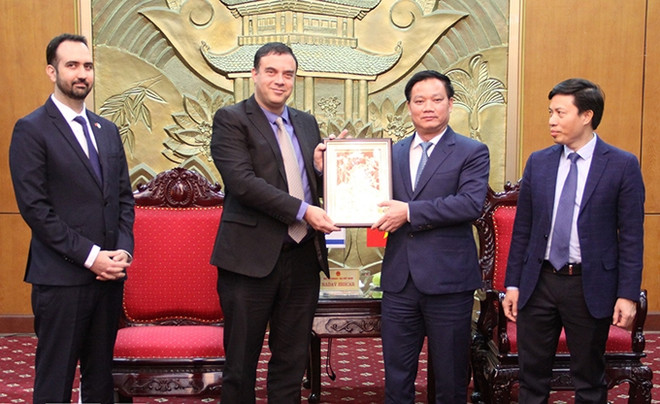 Provincia vietnamita patentiza disposición de favorecer inversiones israelíes ảnh 1 Provincia vietnamita patentiza disposición de favorecer inversiones israelíes ảnh 1