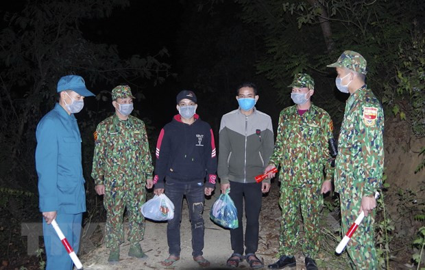 COVID-19: Detectan y manejan entradas ilegales a Vietnam ảnh 1 COVID-19: Detectan y manejan entradas ilegales a Vietnam ảnh 1