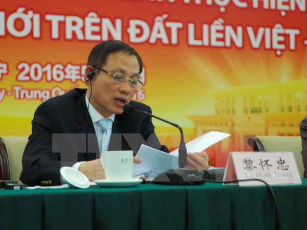 Vicecanciller vietnamita visita región autónoma china de Guangxi ảnh 1 Vicecanciller vietnamita visita región autónoma china de Guangxi ảnh 1