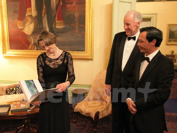 Impulsan Vietnam y Australiana cooperación en comercio y educación ảnh 1 Impulsan Vietnam y Australiana cooperación en comercio y educación ảnh 1