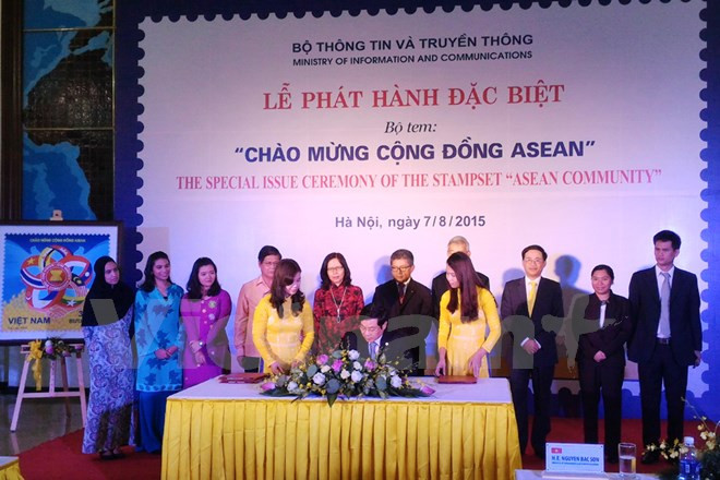 Presentan en Hanoi muestra de sello común de ASEAN ảnh 1 Presentan en Hanoi muestra de sello común de ASEAN ảnh 1