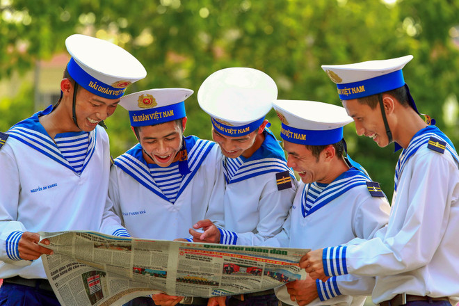 Fortalecen la defensa del fundamento ideológico del Partido Comunista de Vietnam y luchan contra puntos de vista erróneos ảnh 3 Fortalecen la defensa del fundamento ideológico del Partido Comunista de Vietnam y luchan contra puntos de vista erróneos ảnh 3