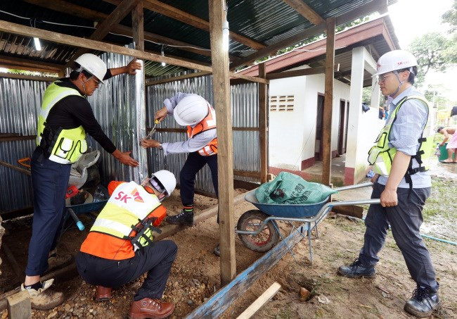 Empresa sudcoreana construirá alojamientos para afectados por colapso de presa en Laos ảnh 1