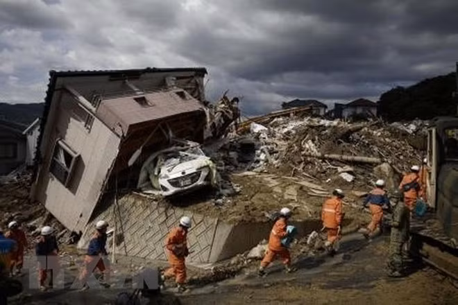 Ocho muertos por deslizamiento de tierra en Tailandia ảnh 1