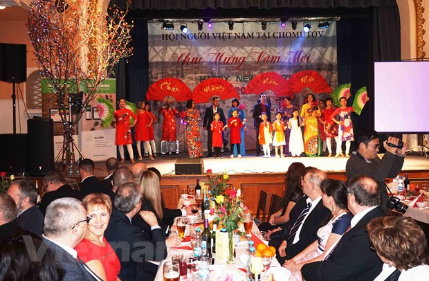 Vietnamitas en la República Checa celebran Año Nuevo Lunar ảnh 1 Vietnamitas en la República Checa celebran Año Nuevo Lunar ảnh 1
