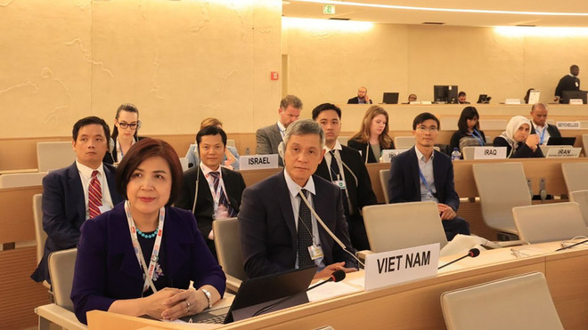 Participa Vietnam en sesiones sobre derechos humanos y cambio climático en Ginebra ảnh 1 Participa Vietnam en sesiones sobre derechos humanos y cambio climático en Ginebra ảnh 1