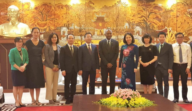 Aprecian resultados destacados de cooperación entre Vietnam y UNESCO ảnh 2 Aprecian resultados destacados de cooperación entre Vietnam y UNESCO ảnh 2