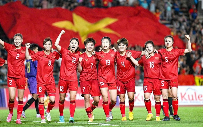 Selección femenina de fútbol de Vietnam parte hacia Copa Mundial 2023 ảnh 1