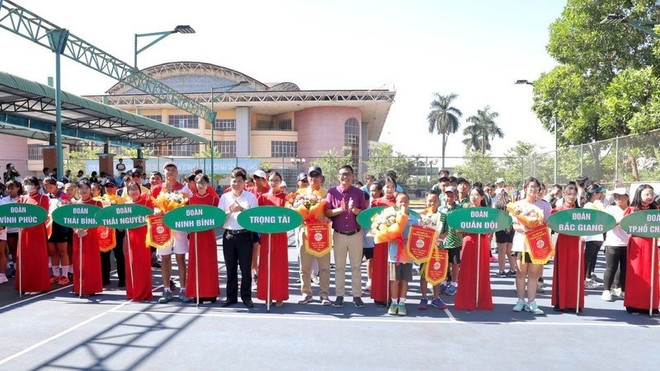 Arranca torneo nacional de Vietnam para tenistas jóvenes ảnh 1 Arranca torneo nacional de Vietnam para tenistas jóvenes ảnh 1