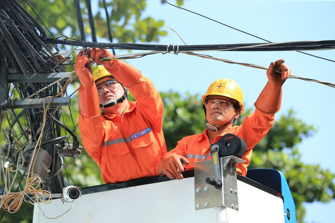 Vietnam no carecerá de electricidad hasta fin de año, afirma viceministro ảnh 1