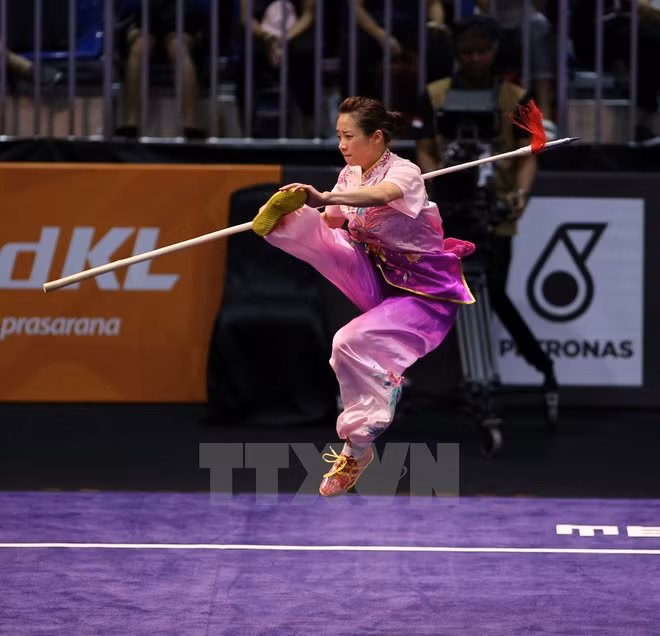 Duong Thuy Vi, dueña de la primera presea dorada de Vietnam en SEA Games 29 ảnh 2