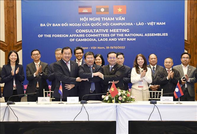Parlamentos de Vietnam, Laos y Camboya fortalecen nexos de cooperación ảnh 2 Parlamentos de Vietnam, Laos y Camboya fortalecen nexos de cooperación ảnh 2